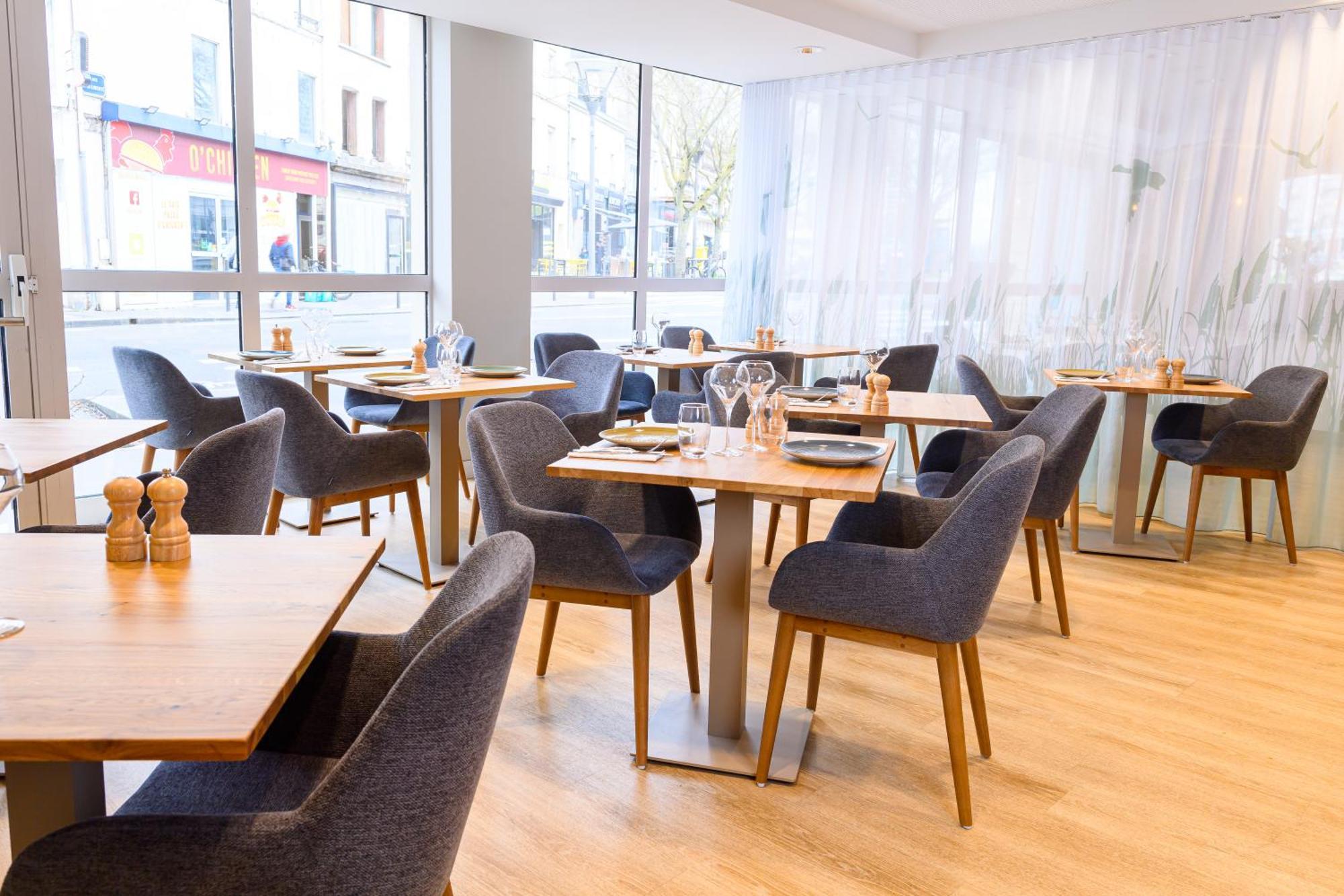 Ibis Styles Centre Tours