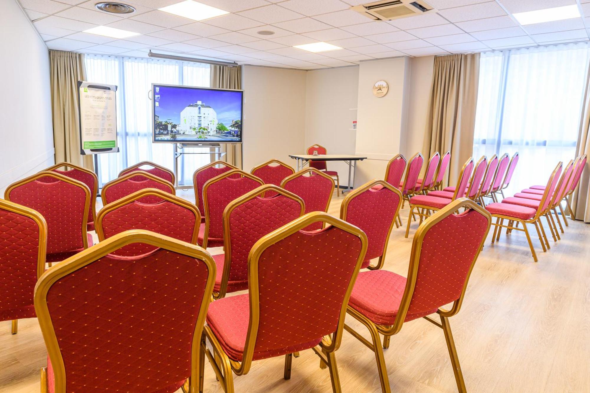 Ibis Styles Centre 3* Tours