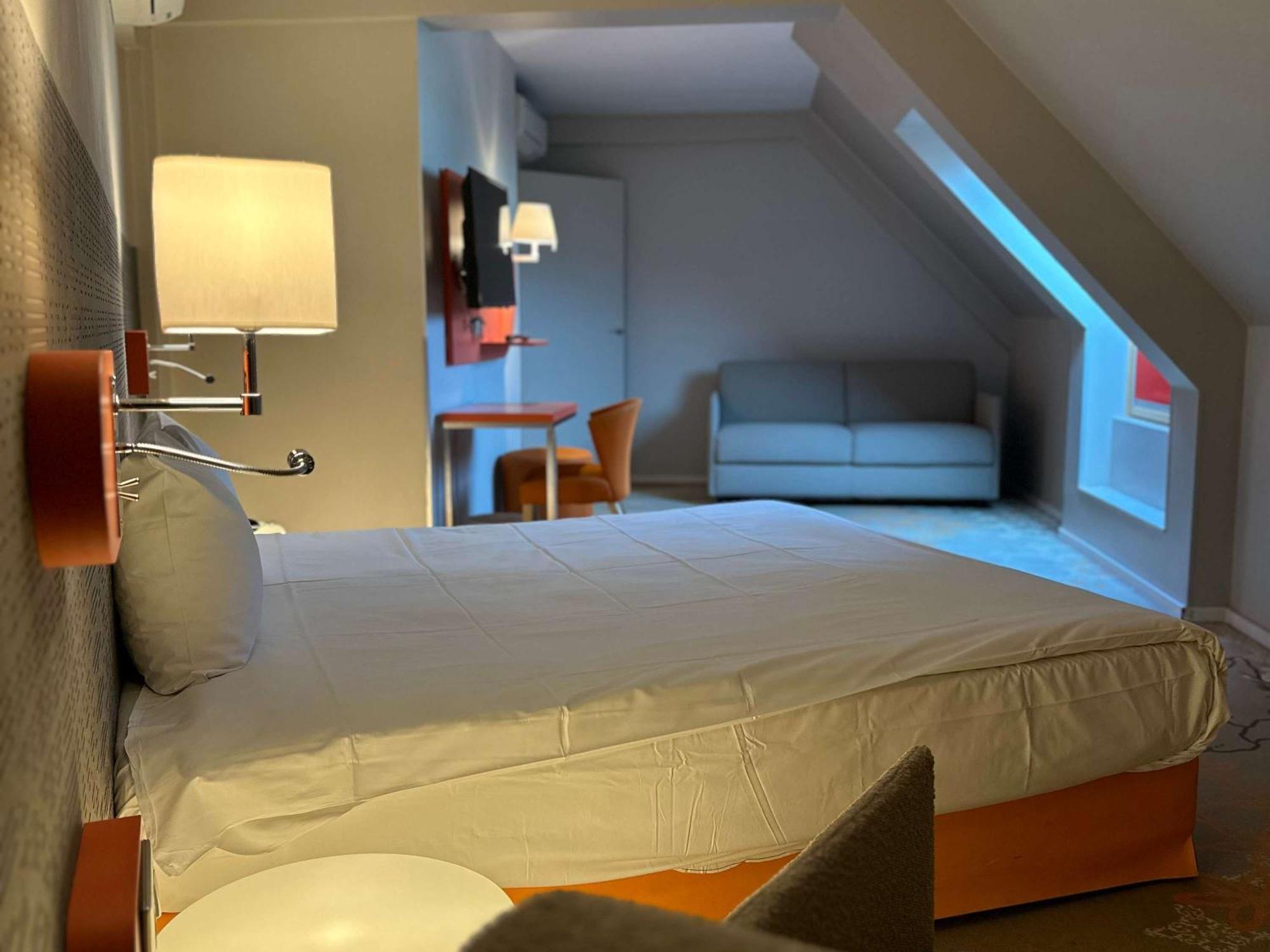 Ibis Styles Centre Tours
