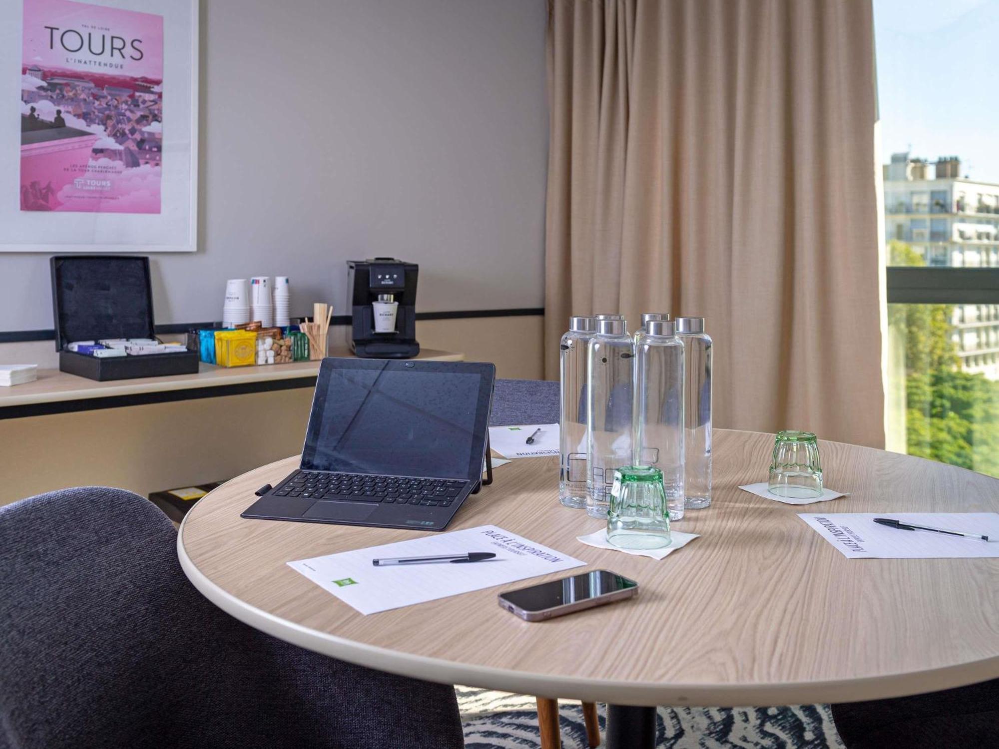Ibis Styles Centre Tours